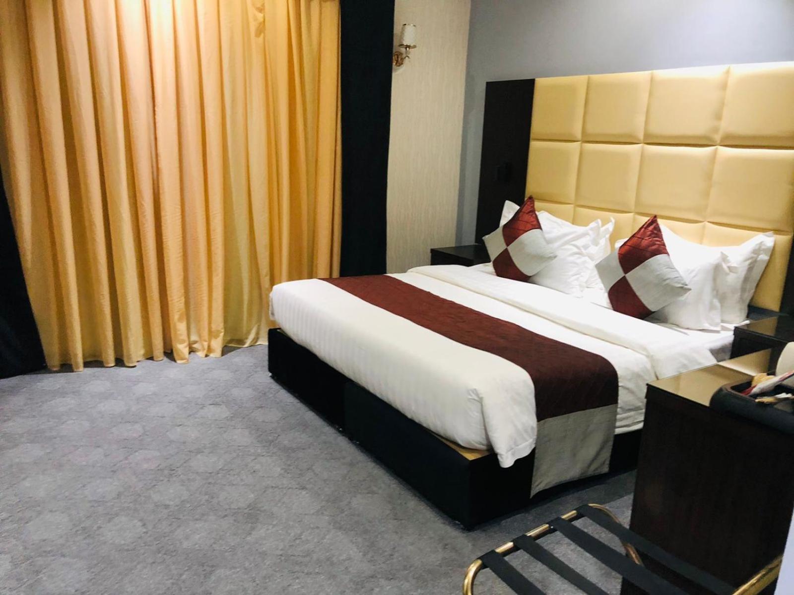 M Platinum Hotel Medina Eksteriør bilde